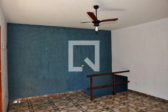 Detalhe - Sala de casa para alugar com 3 quartos, 90m² em Parque Nações Unidas, São Paulo