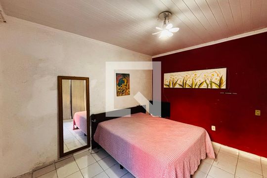 Suíte  de casa à venda com 4 quartos, 120m² em Conceicao, Osasco