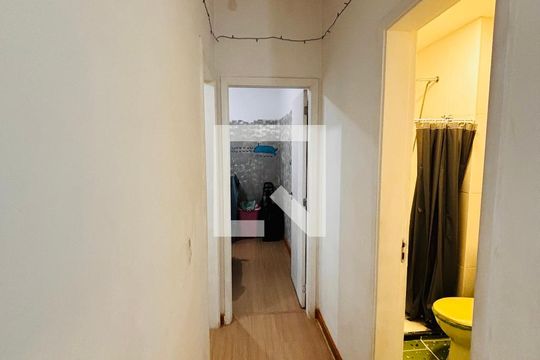Corredor de apartamento para alugar com 2 quartos, 59m² em Novo Osasco, Osasco
