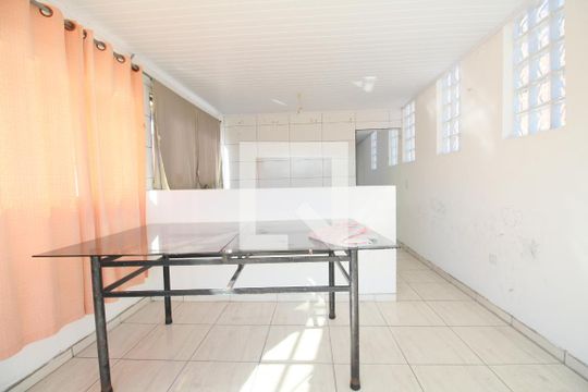 Sala/Cozinha de apartamento para alugar com 2 quartos, 90m² em Jardim Record, Taboão da Serra