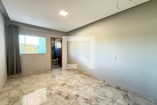 Suíte  de casa à venda com 6 quartos, 332m² em Nascentes Imperiais, Contagem