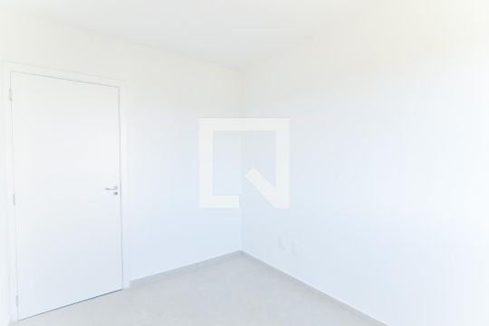 Quarto 1 de apartamento para alugar com 2 quartos, 44m² em Vila Nova Bonsucesso, Guarulhos