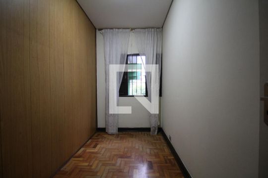 Quarto 1 de casa para alugar com 3 quartos, 149m² em Jardim Londrina, São Paulo