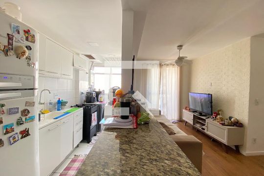 Sala de apartamento para alugar com 3 quartos, 62m² em Higienópolis, Rio de Janeiro