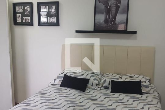 Quarto de apartamento para alugar com 2 quartos, 63m² em Vila Dusi, São Bernardo do Campo