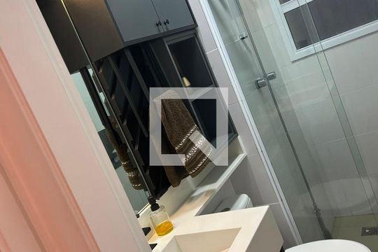 Banheiro de apartamento para alugar com 2 quartos, 72m² em Jardim Florida, Jundiaí
