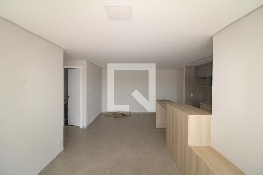 Sala / Cozinha de apartamento para alugar com 3 quartos, 100m² em Parque Sao Domingos, São Paulo