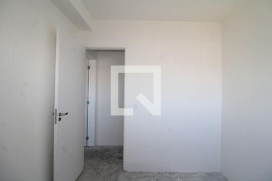 Quarto 1 de apartamento para alugar com 2 quartos, 70m² em Parque Sao Domingos, São Paulo