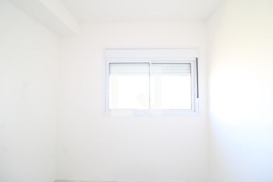 Quarto 1 de apartamento para alugar com 2 quartos, 70m² em Parque Sao Domingos, São Paulo