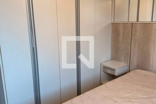 Quarto de apartamento para alugar com 3 quartos, 70m² em Jardim Aurelia, Campinas