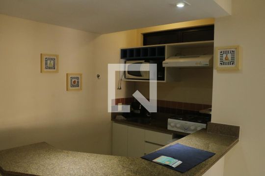 Cozinha de kitnet/studio para alugar com 1 quarto, 30m² em Centro, Nova Iguaçu