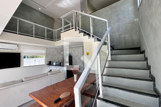 Sala de casa de condomínio à venda com 3 quartos, 180m² em Vargem Grande, Rio de Janeiro