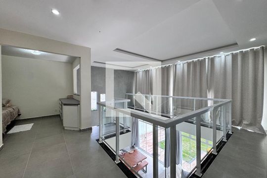 Hall Dormitórios de casa de condomínio à venda com 3 quartos, 180m² em Vargem Grande, Rio de Janeiro