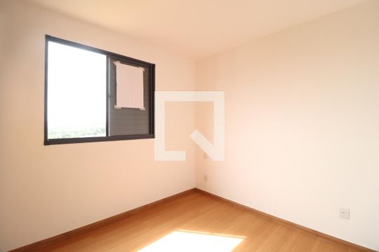 Quarto 2 - Suíte de apartamento para alugar com 2 quartos, 59m² em Shopping Park, Uberlândia