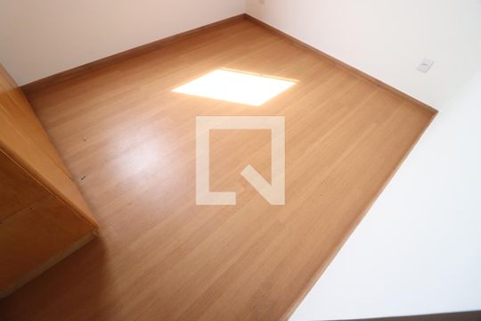 Quarto 2 - Suíte de apartamento para alugar com 2 quartos, 59m² em Shopping Park, Uberlândia