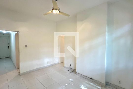 Apartamento à venda com 2 quartos, 65m² em Leblon, Rio de Janeiro