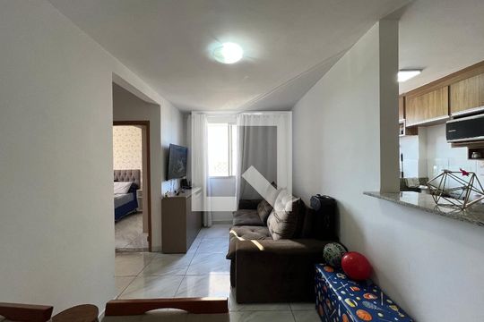 Sala de apartamento à venda com 2 quartos, 45m² em Cabral, Contagem