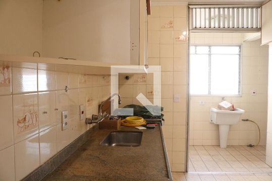 Cozinha de apartamento para alugar com 3 quartos, 80m² em Lapa, São Paulo