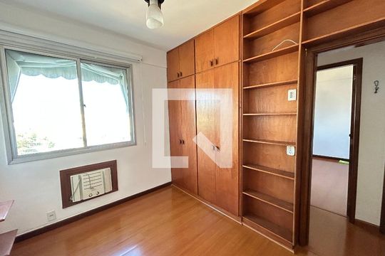 Quarto 1 de apartamento para alugar com 2 quartos, 65m² em Cachambi, Rio de Janeiro
