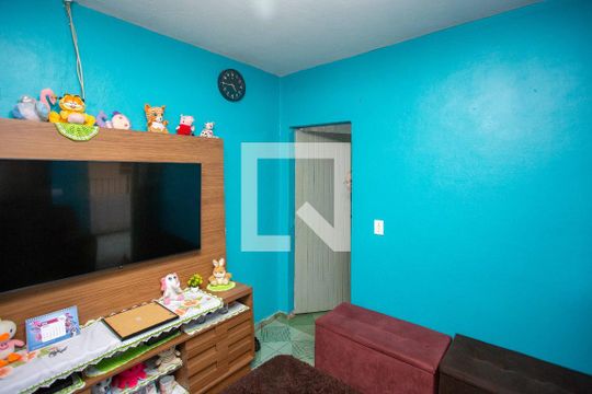Casa à venda com 4 quartos, 197m² em Casa Grande, Diadema