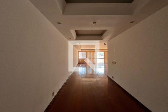 Ala  de apartamento para alugar com 3 quartos, 230m² em Copacabana, Rio de Janeiro