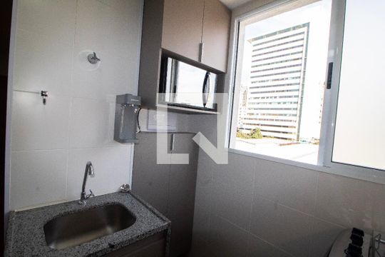Cozinha e Área de Serviço de apartamento à venda com 2 quartos, 55m² em Barro Preto, Belo Horizonte
