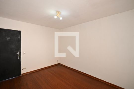 Quarto 1 de casa para alugar com 2 quartos, 80m² em Jardim Paris, São Paulo