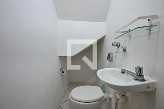 Lavabo de casa para alugar com 2 quartos, 80m² em Jardim Paris, São Paulo