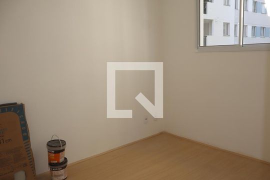 Quarto 1 de apartamento para alugar com 2 quartos, 42m² em Cidade São Mateus, São Paulo
