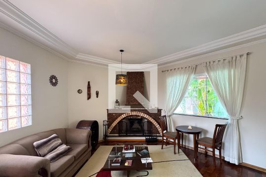 Casa à venda com 3 quartos, 257m² em Parque dos Passaros, São Bernardo do Campo