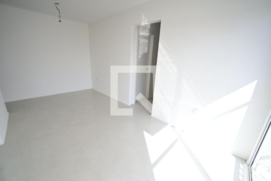 Apartamento à venda com 3 quartos, 61m² em Setor Sudoeste, Goiânia