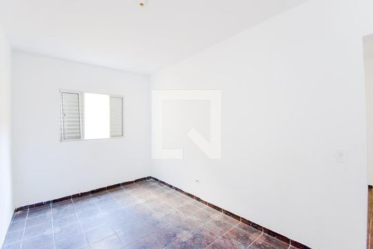 Quarto de casa para alugar com 1 quarto, 42m² em Parque Continental Iii, Guarulhos