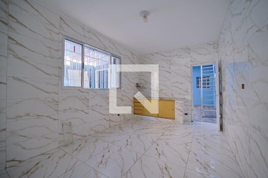 Cozinha de casa para alugar com 2 quartos, 100m² em Aricanduva, São Paulo