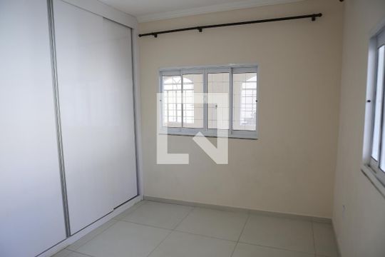 Quarto 1 de casa para alugar com 4 quartos, 360m² em Bandeirantes, Contagem