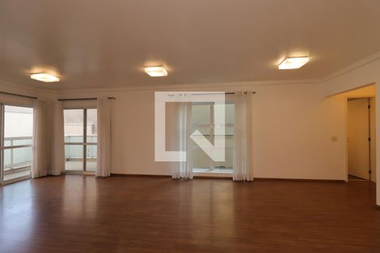 Sala de apartamento para alugar com 3 quartos, 165m² em Campestre, Santo André