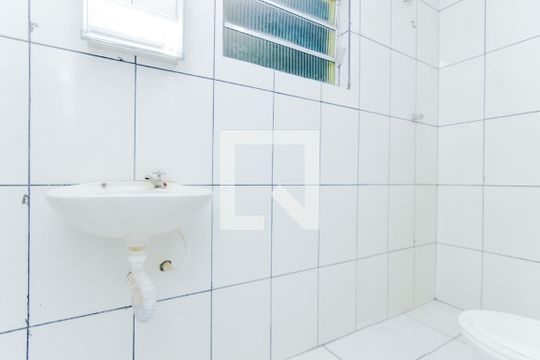 Banheiro de casa para alugar com 1 quarto, 46m² em Jardim Sao Joao, Guarulhos