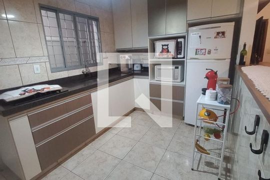 Sala/cozinha de casa para alugar com 3 quartos, 140m² em Medeiros, Jundiaí