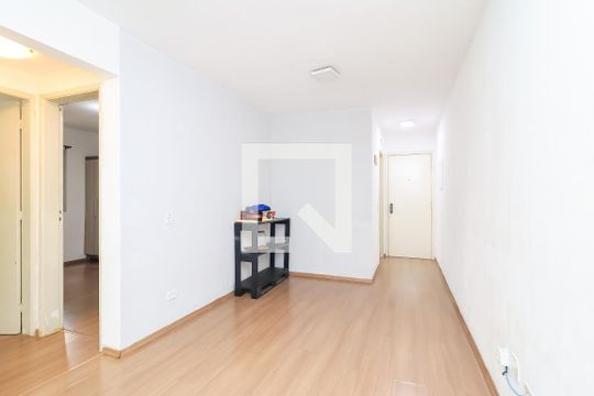 Sala de apartamento para alugar com 2 quartos, 50m² em Vila Carmosina, São Paulo