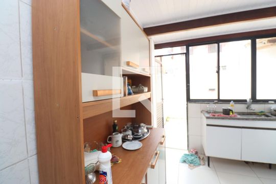 Cozinha de casa de condomínio para alugar com 3 quartos, 140m² em Stella Maris, Salvador