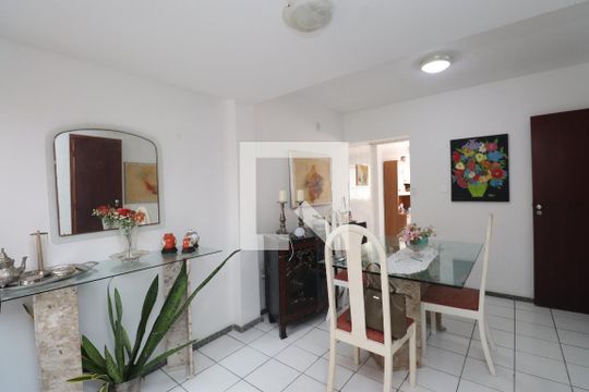 Sala de casa de condomínio para alugar com 3 quartos, 140m² em Stella Maris, Salvador