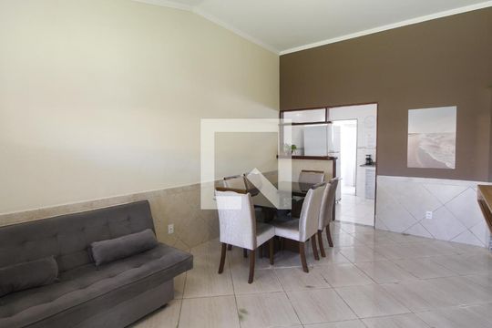 Casa de Condomínio para alugar com 2 quartos, 66m² em Ogiva, Cabo Frio