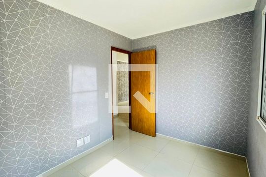 Quarto 1 de apartamento para alugar com 2 quartos, 45m² em Jardim Isis, Cotia