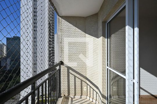 Varanda de apartamento para alugar com 2 quartos, 52m² em Vila Andrade, São Paulo