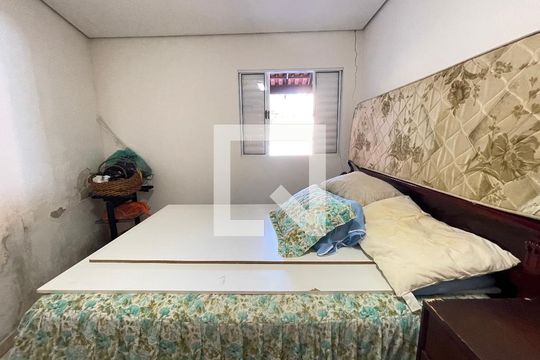 Quarto  de casa à venda com 1 quarto, 600m² em Caxingui, São Paulo