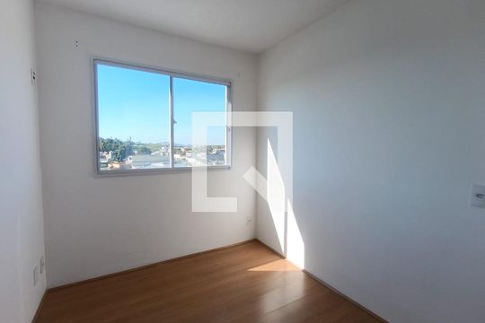Quarto 1 de apartamento para alugar com 2 quartos, 42m² em Santo Antonio da Prata, Belford Roxo