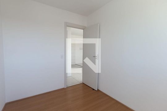 Quarto 1 de apartamento para alugar com 2 quartos, 42m² em Santo Antonio da Prata, Belford Roxo