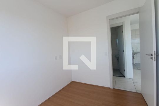 Quarto 1 de apartamento para alugar com 2 quartos, 42m² em Santo Antonio da Prata, Belford Roxo