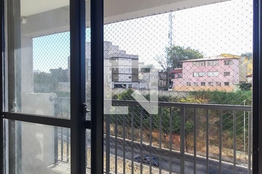 Varanda  de apartamento à venda com 2 quartos, 42m² em Vila Campanela, São Paulo