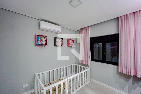 Quarto 2 de casa para alugar com 3 quartos, 250m² em Vila Santa Isabel, São Paulo