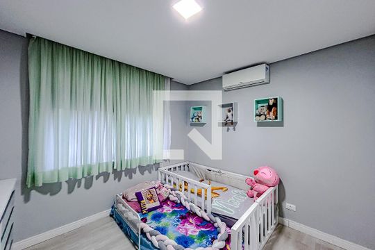 Quarto 1 de casa para alugar com 3 quartos, 250m² em Vila Santa Isabel, São Paulo